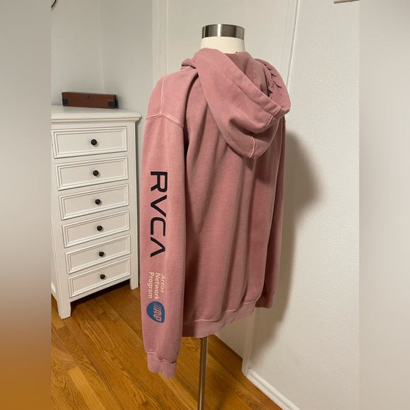 Rvca hooded sweatshirt. - Picture 2 of 3